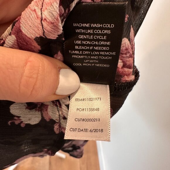 Torrid | 3XL Black Floral Sheer Top Dark Romance Bloomcore Flowers Date Night - Picture 11 of 11